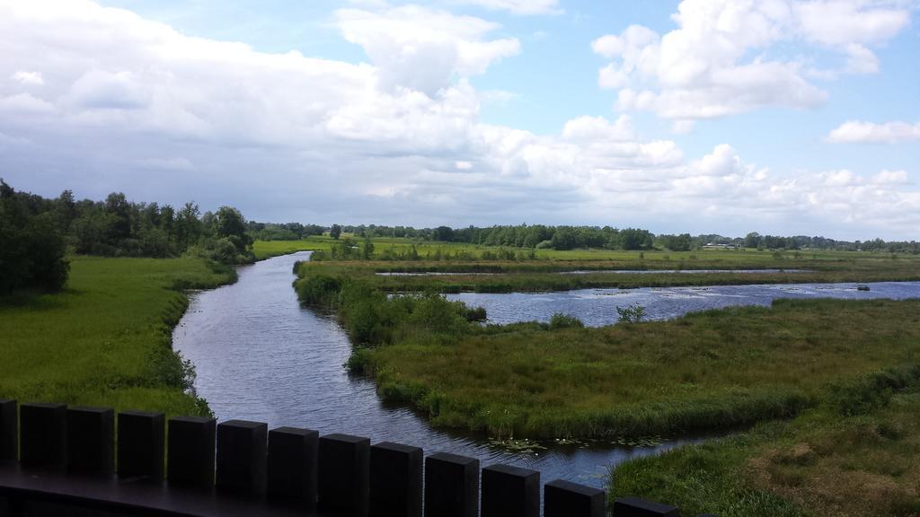 Herberg De Gekroonde Leeuw Arum Exteriör bild