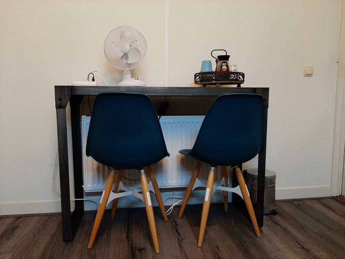Herberg De Gekroonde Leeuw Arum Exteriör bild