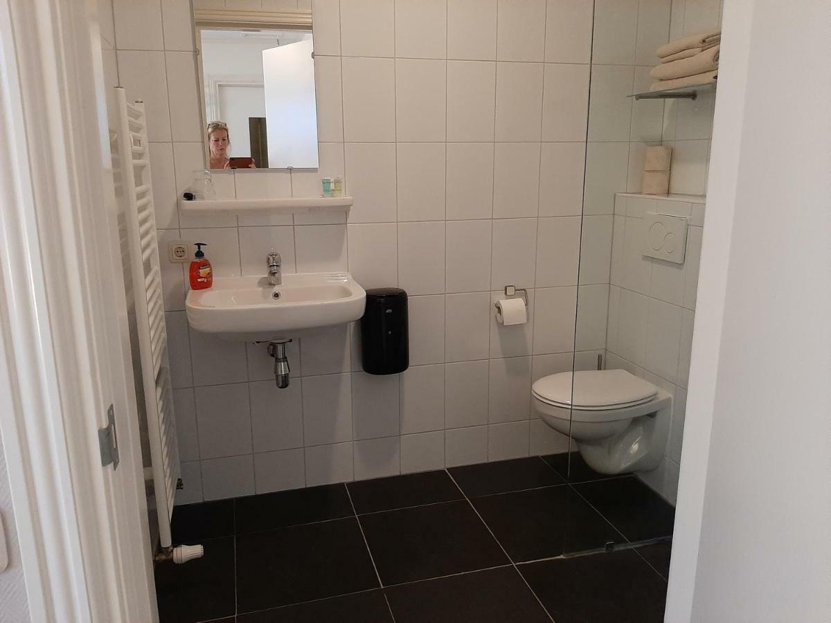 Herberg De Gekroonde Leeuw Arum Exteriör bild